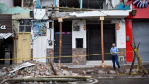 Más de 300 replicas y un enjambre de 1.200 sismos a un mes del terremoto