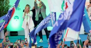 Meloni celebra la resiliencia de su Gobierno y mira ya a la reelección
