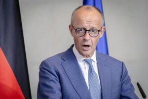 Merz reconoce el "desastre" electoral de la CDU pero promete seguir las reformas