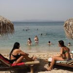 Muere un hombre de 82 años en Grecia tras pelear con otro de 76 por una tumbona de playa