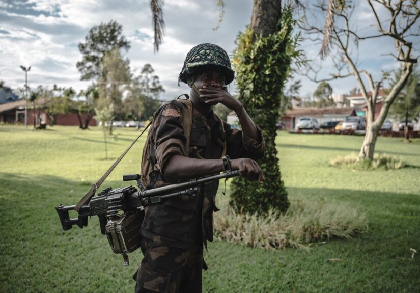 Mueren 17 personas tras estrellarse un avión militar en República Democrática del Congo
