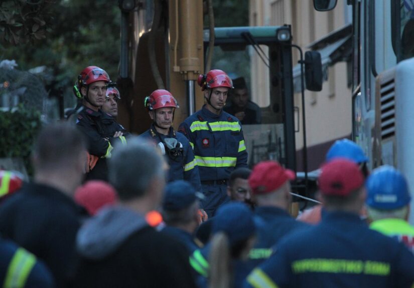 Mueren cuatro personas tras una fuerte explosión en un edificio del casco antiguo de Atenas