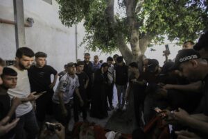 Mueren tres palestinos en nuevos ataques de Israel contra Gaza a pesar del acuerdo de alto el fuego