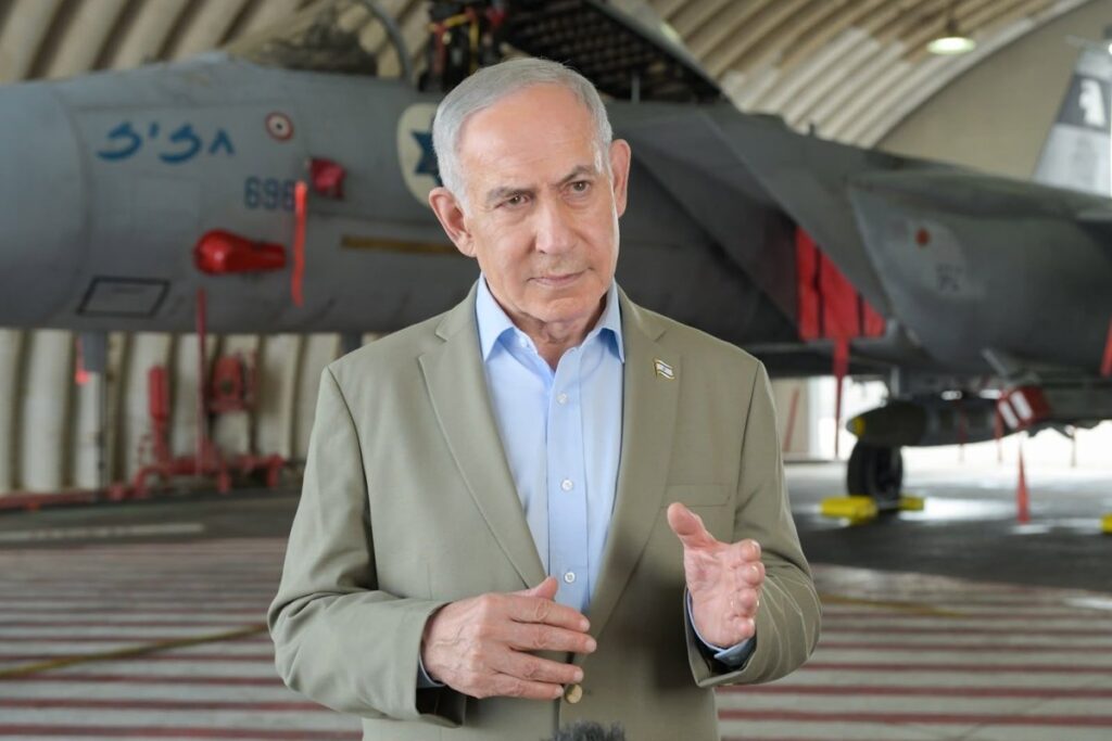 Netanyahu afirma que uno de los pilotos del vuelo de Flydubai intentó estrellar el avión
