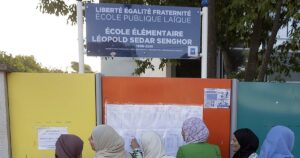 Polémica en Francia por la propuesta de Le Pen de prohibir el velo musulmán en la calle