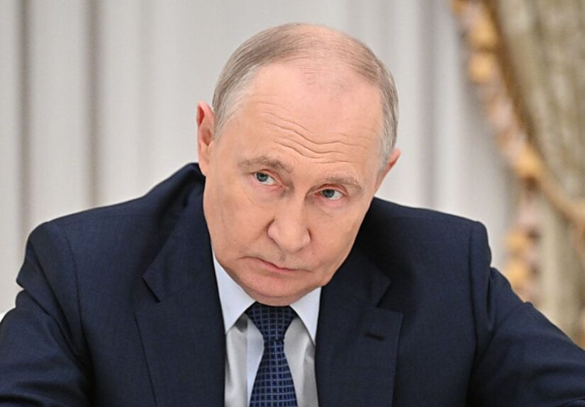 Putin ordena ampliar su Ejército con 15.500 soldados más