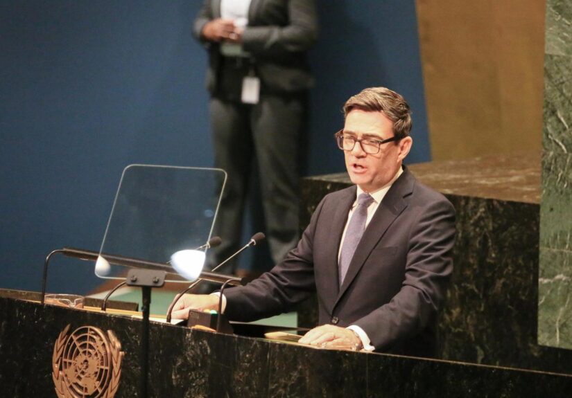 Reino Unido promete actuar por la solución de dos Estados entre Israel y Palestina y respaldar a Ucrania en invierno