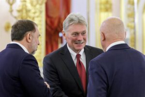 Rusia rebaja las expectativas de avances para la paz antes de la reunión con los enviados de Trump