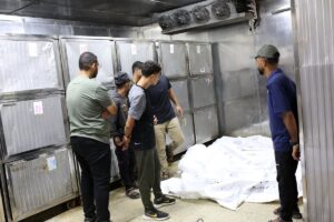 Tres muertos, incluido un menor, en nuevos ataques israelíes en la Franja de Gaza pese al alto el fuego