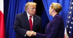 Trump construirá dos nuevas bases militares en el sur y el este de Groenlandia
