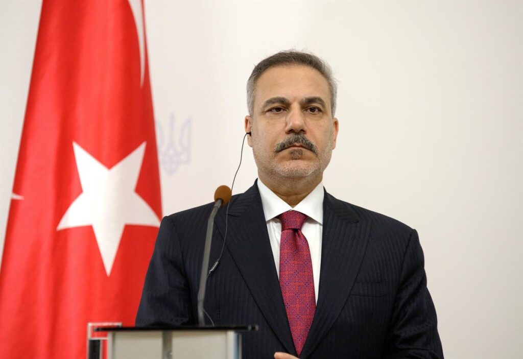 Turquía respalda a Arabia Saudí ante los "graves ataques" hutíes y apela al acuerdo de La Meca con Pakistán