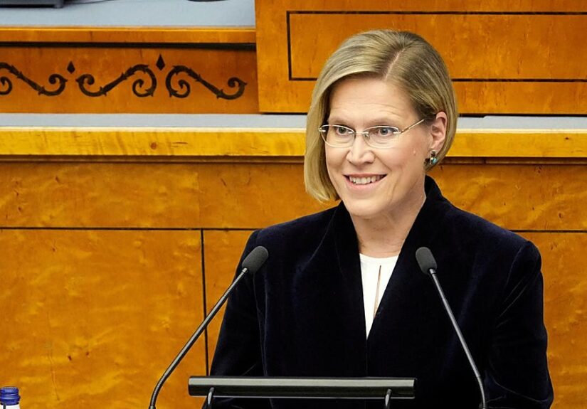 Ülle Madise, una jurista independiente para apuntalar la estabilidad institucional de Estonia