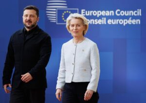 Von der Leyen anuncia 3.300 millones adicionales para material bélico destinado a Ucrania