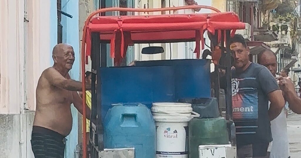 Vuelven los aguadores a La Habana