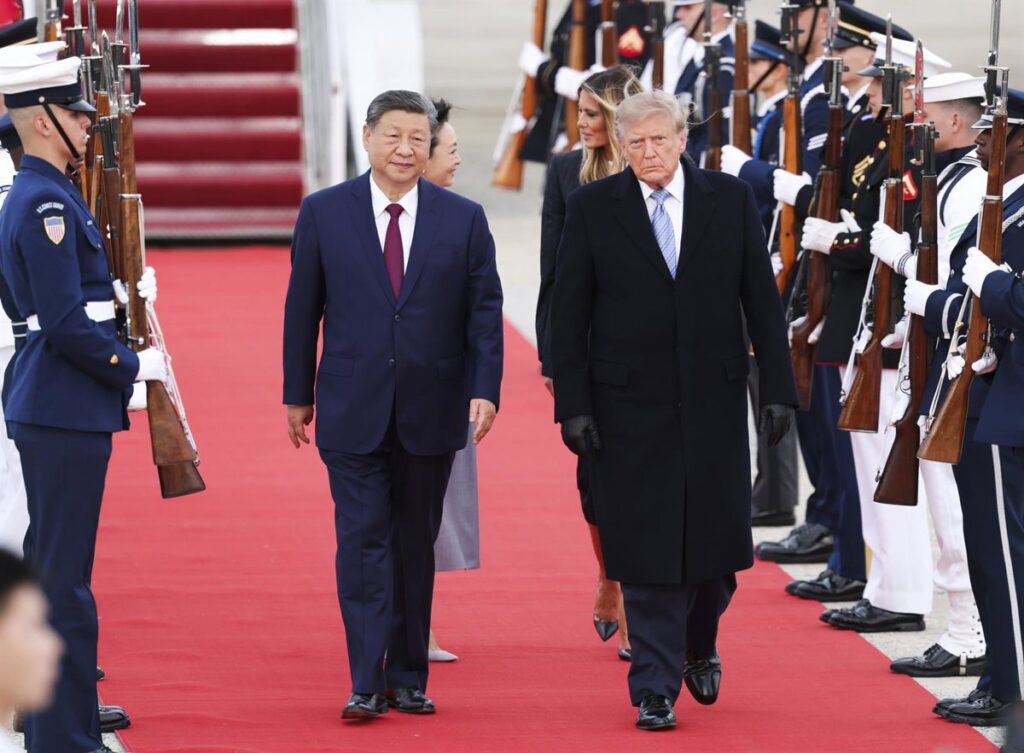 Xi aboga por una relación estable con EEUU a su llegada a Washington para reunirse con Trump