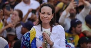 siete intentos para volver a Venezuela