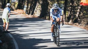 ¡Santiago Buitrago, campeón de la montaña! El colombiano aseguró el título en la etapa 20 de la Vuelta a España