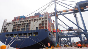 ¿Más movimiento en los puertos de Colombia? El comercio exterior marítimo creció 6,8 %