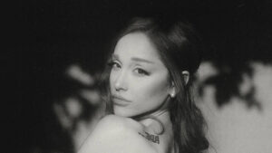 ¿Por qué Ariana Grande se aleja de la vida pública? Así fue su despedida entre lágrimas