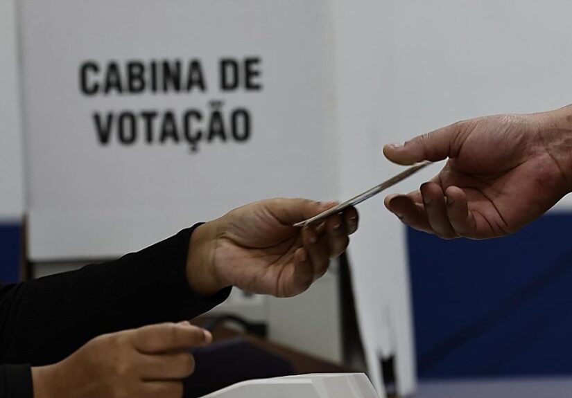 Brasil vota en calma en sus elecciones más reñidas entre el lulismo y el bolsonarismo