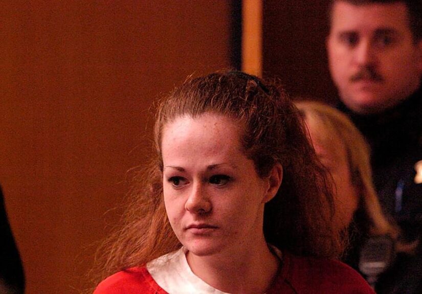 Christa Pike, la primera mujer condenada a muerte en Tennessee (EE.UU.) en 200 años, sobrevive a las dos inyecciones letales