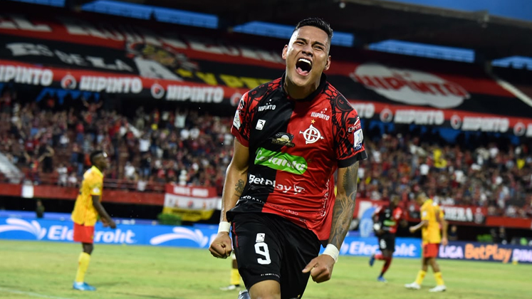 Cúcuta Deportivo paseó al Pereira y sigue dando pasos para su permanencia