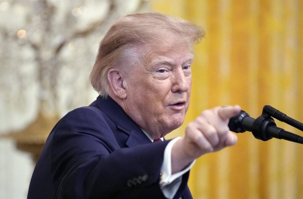 El Gobierno de Trump revoca más de 250.000 visados por motivos de seguridad, fraude y "turismo de nacimientos"