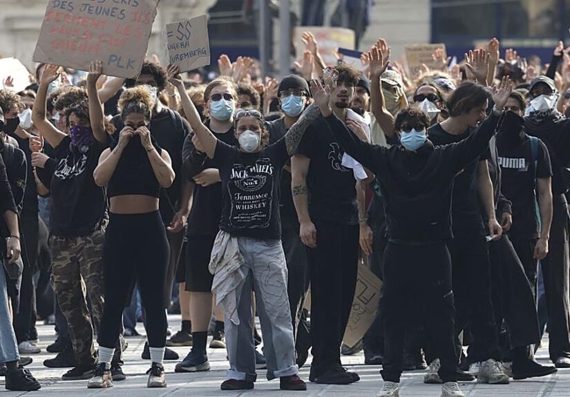 Francia suspende las clases hasta final de semana ante las protestas estudiantiles masivas