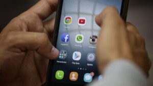 México prepara decreto para exigir a plataformas retirar contenidos que inciten a la violencia