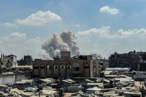 Muere un palestino en ataque de Israel contra un grupo de personas en el sur de Gaza pese a la tregua