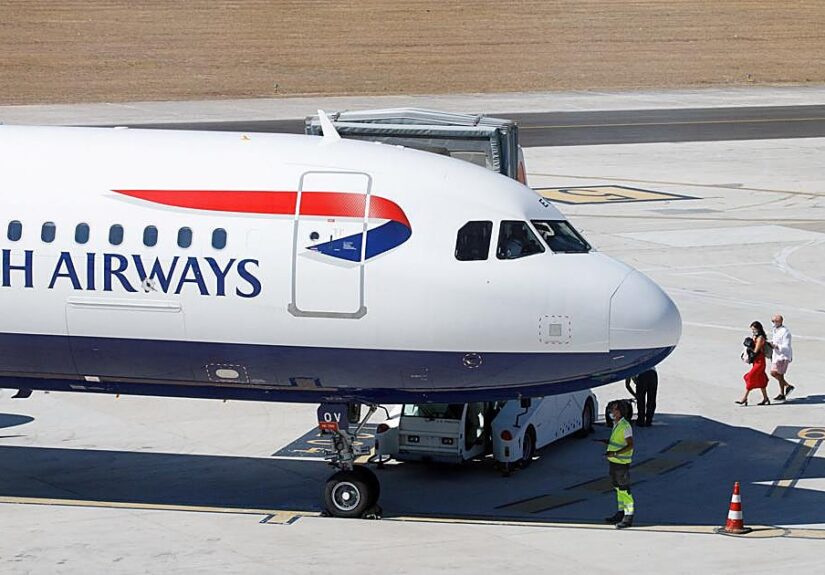 Un avión de British Airways cae 8.000 metros y realiza un aterrizaje de emergencia en Londres
