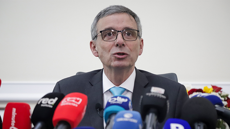 así fue el reclamo del ministro de Hacienda en el Congreso